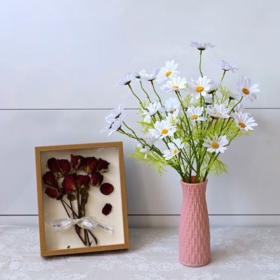 Small Daisy Indoor and Outdoor Decor Flowers Long Term Artificial Flowers For Wedding Party Decoration Silk Flower Stems