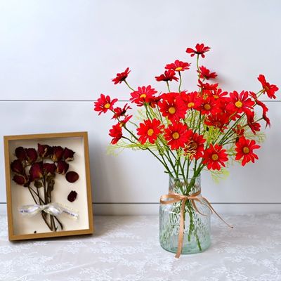 Small Daisy Indoor and Outdoor Decor Flowers Long Term Artificial Flowers For Wedding Party Decoration Silk Flower Stems